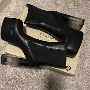 NWT Simmi London ombre heel platform. Size 37/6.5